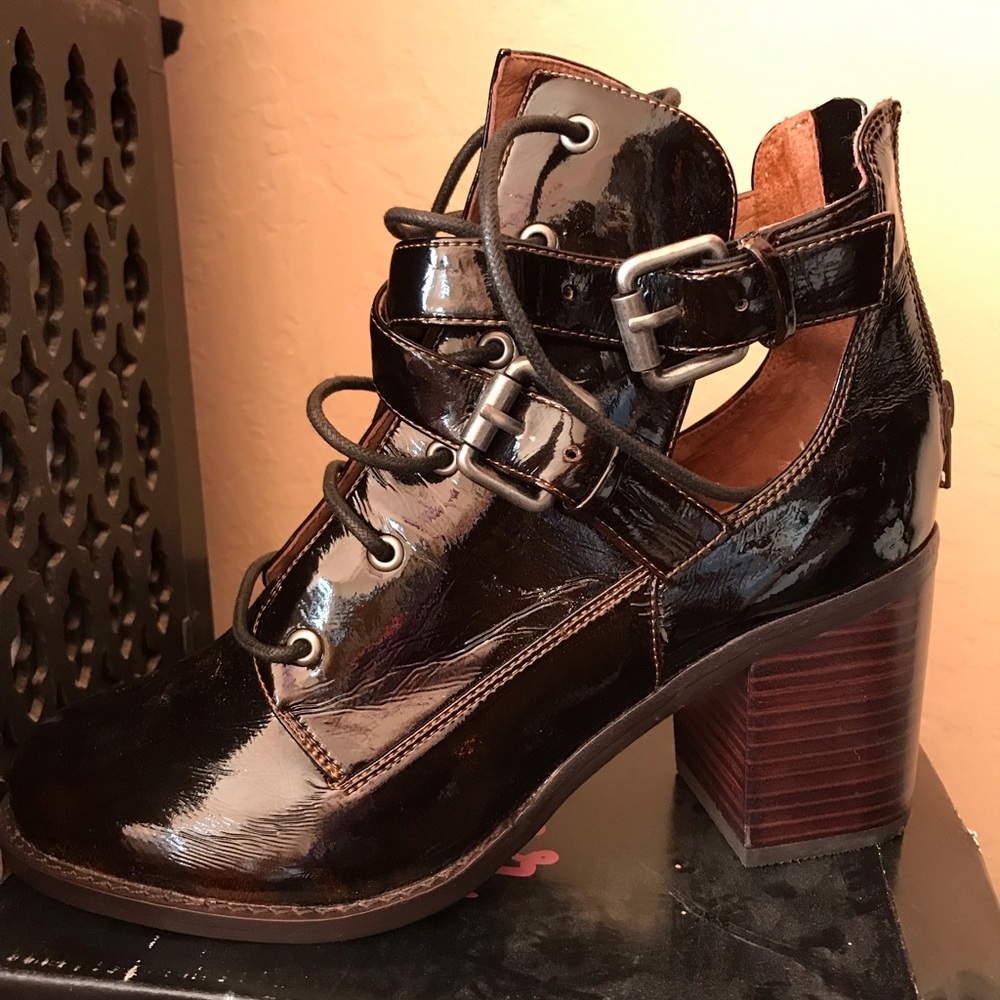 COPY - Jeffrey Campbell Booties